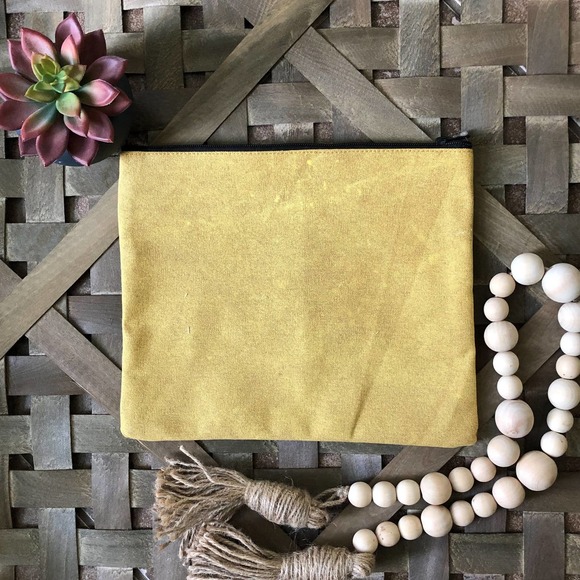 NWT!! Drama In My Lashes Cosmetic Bag - Picture 5 of 6